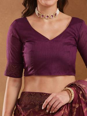bandhej mose chiffon saree with swarovski border and banglori art silk blouse 5