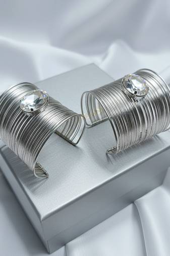 multi-layered adjustable aaa pearl bracelet with rhodium-plated wire