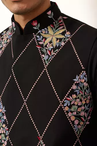 BLACK ART SILK PREMIUM THREAD WITH SEQUINS EMBROIDERED WORK WEDDING FESTIVAL PARTY WEAR STRAIGHT KURTA WITH JACKET