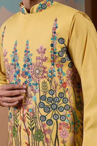 YELLOW SILK PREMIUM THREAD & SEQUINS EMBROIDERED WORK WEDDING FESTIVAL PARTY WEAR STRAIGHT KURTA WITH JACKE AND PANT