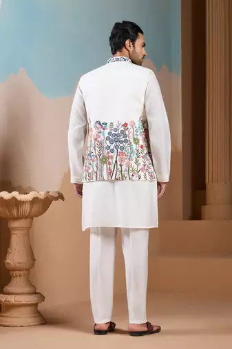 WHITE SILK PREMIUM THREAD & SEQUINS EMBROIDERED WORK WEDDING FESTIVAL PARTY WEAR STRAIGHT KURTA WITH JACKE AND PANT