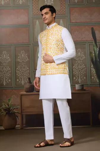 WHITE YELLOW SILK REAL MIRROR WITH THREAD EMBROIDERED WORK FESTIVAL PARTY WEAR STRAIGHT KURTA WITH JACKE AND PANT