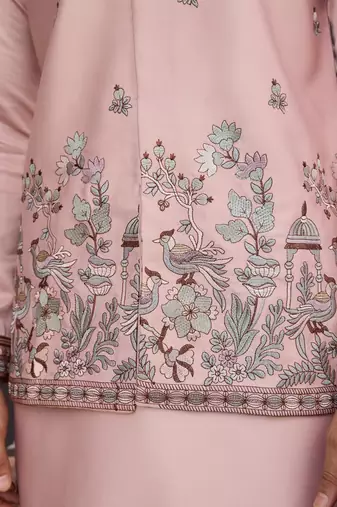 PINK SILK PREMIUM THREAD & SEQUINS EMBROIDERED WORK WEDDING FESTIVAL PARTY WEAR STRAIGHT KURTA WITH JACKE AND PANT