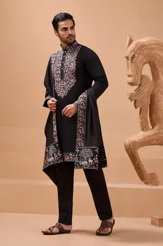 BLACK VISCOSE SILK THREAD & SEQUINS EMBROIDERED WORK FUNCTION FESTIVAL MARRIAGE PARTY WEAR STRAIGHT KURTA PANT DUPATTA