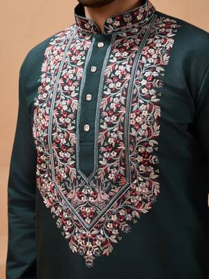 GREEN VISCOSE SILK THREAD & SEQUINS EMBROIDERED WORK FUNCTION FESTIVAL MARRIAGE PARTY WEAR STRAIGHT KURTA PANT DUPATTA 4