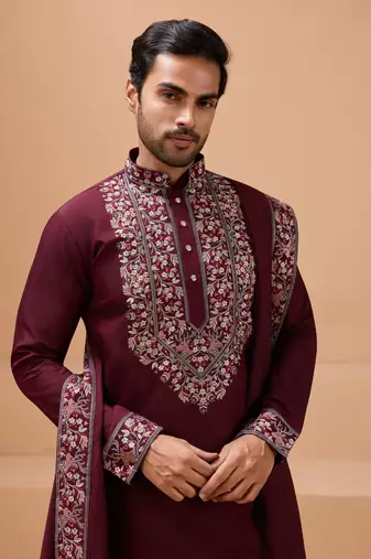 MAROON VISCOSE SILK THREAD & SEQUINS EMBROIDERED WORK FUNCTION FESTIVAL MARRIAGE PARTY WEAR STRAIGHT KURTA PANT DUPATTA