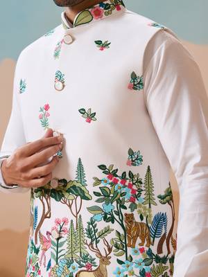 WHITE VISCOSE SILK THREAD & SEQUINS EMBROIDERED WORK WEDDING FESTIVAL PARTY WEAR STRAIGHT KURTA WITH JACKE AND PANT 3