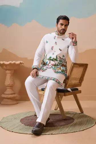 WHITE VISCOSE SILK THREAD & SEQUINS EMBROIDERED WORK WEDDING FESTIVAL PARTY WEAR STRAIGHT KURTA WITH JACKE AND PANT