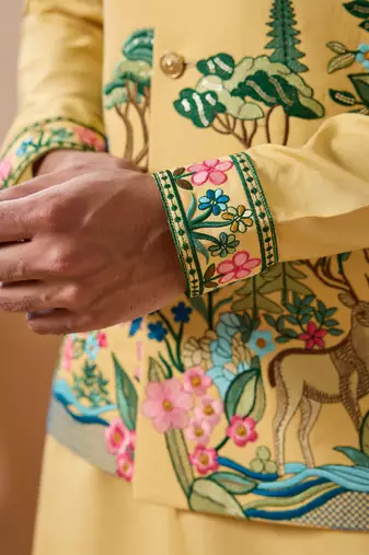 YELLOW VISCOSE SILK THREAD & SEQUINS EMBROIDERED WORK WEDDING FESTIVAL PARTY WEAR STRAIGHT KURTA WITH JACKE AND PANT