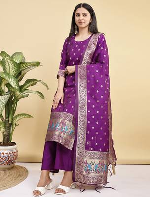 Readymade purple pure banarasi silk blend top pent dupatta set 3