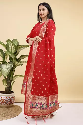 Readymade red color pure banarasi silk blend top pent dupatta set