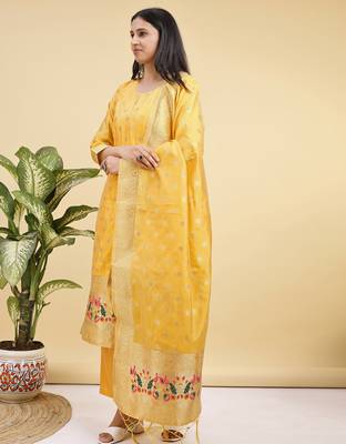 Readymade yellow color pure banarasi silk blend top pent dupatta set 2