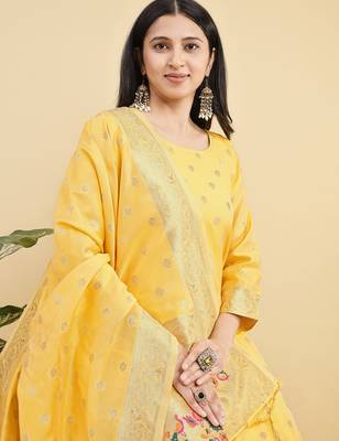 Readymade yellow color pure banarasi silk blend top pent dupatta set 4