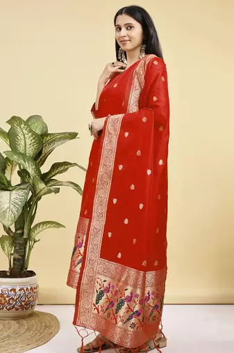 Readymade red color pure banarasi silk blend top pent dupatta set