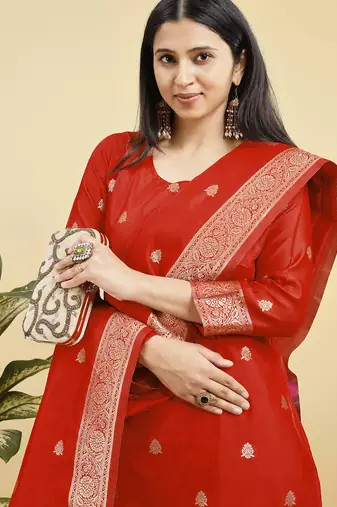 Readymade red color pure banarasi silk blend top pent dupatta set