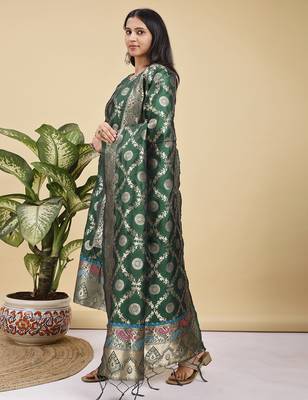 Readymade green pure banarasi silk blend top pent dupatta set 2