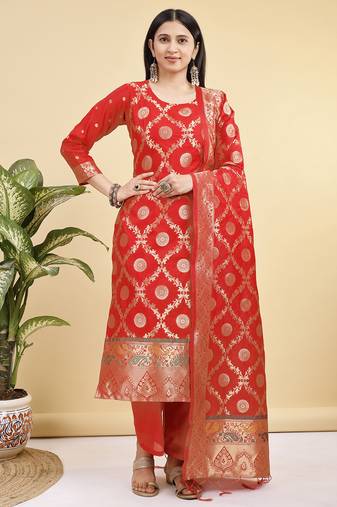 Readymade red color pure banarasi silk top pent dupatta set
