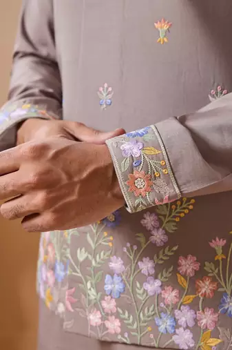 GREY VISCOSE SILK THREAD WITH SEQUINS EMBROIDERED WORK WEDDING FESTIVAL PARTY WEAR STRAIGHT KURTA WITH JACKET