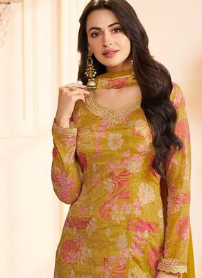 yellow printed chiffon straight-suits 2