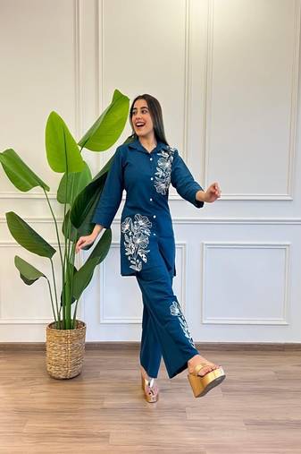 Blue Floral printed collar neck  pure cotton co-ord set