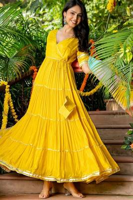 Yellow upada silk lace work kurta set 1