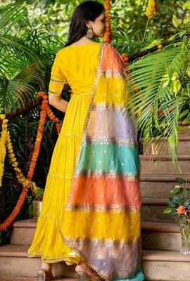 Yellow upada silk lace work kurta set 4
