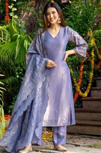 Purple tissue emboridered kurta and pant and dupatta