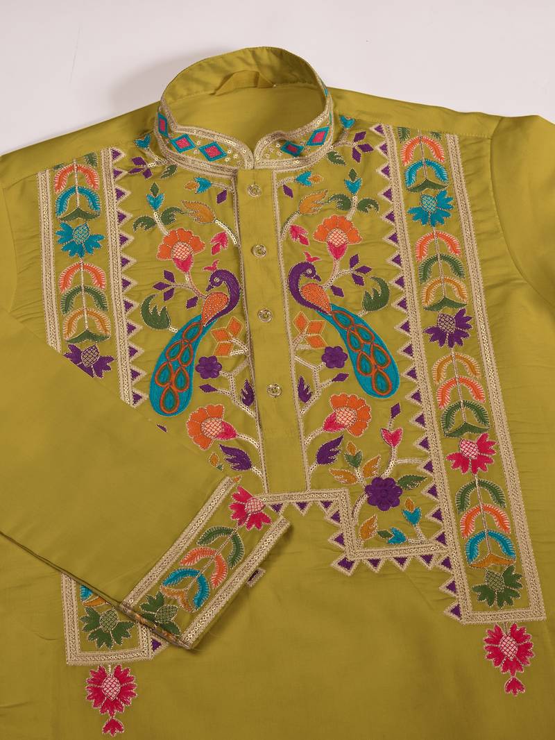 FLUORRESCENT GREEN VISCOSE SILK THEAD & SEQUINS EMBROIDERED WORK NAVRATRI FESTIVAL FUNCTION  PARTY WEAR STRAIGHT KURTA