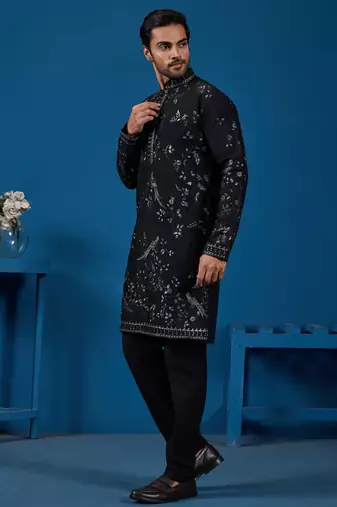 BLACK VISCOSE SILK THREAD WITH SEQUINS EMBROIDERED WORK WEDDING FESTIVAL PARTY WEAR STRAIGHT KURTA