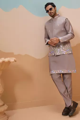 GREY VISCOSE SILK THREAD WITH SEQUINS EMBROIDERED WORK WEDDING FESTIVAL PARTY WEAR STRAIGHT KURTA WITH JACKET