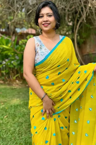 Yellow bengali khadi cotton saree for women