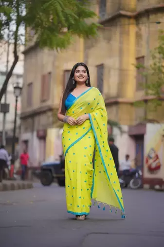 Yellow bengali khadi cotyton saree stylish for women