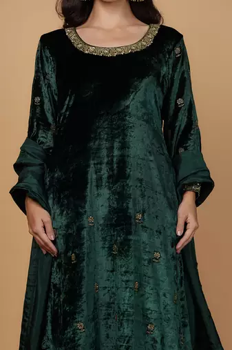 dark green velvet kurta set