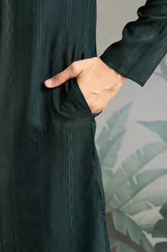 GREEN PURE VISCOSE REAL MIRROR WITH JARI WEAVING WORK WEDDING FESTIVAL PARTY WEAR STRAIGHT KURTA WITH DUPATTA