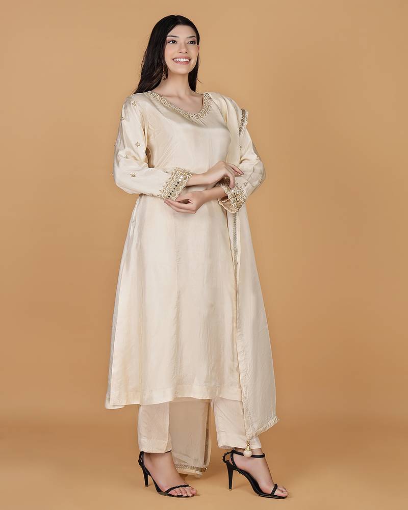 Ivory opara silk three piece set