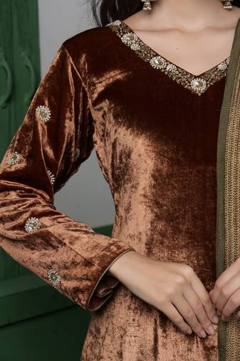 Brown velvet kurta set