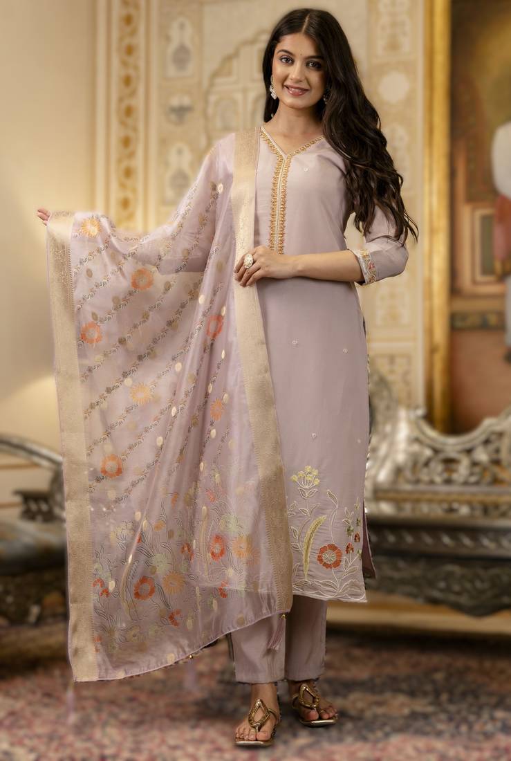 Lavendar viscose embroidered kurta jacquard organza dupatta