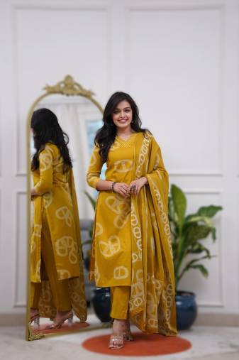 Mustard chanderi embroidered kurta bottom printed dupatta