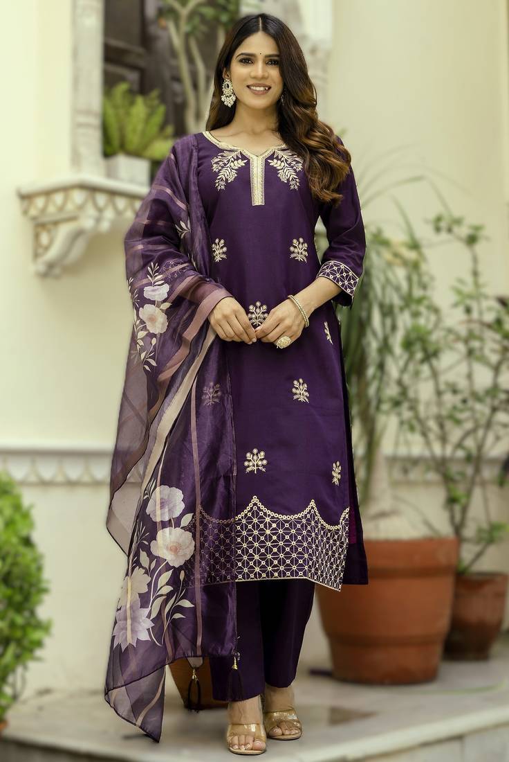 Purple viscose embroidered kurta printed organza dupatta