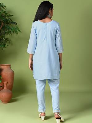 sky blue embroidered kurta pant set with dupatta 4