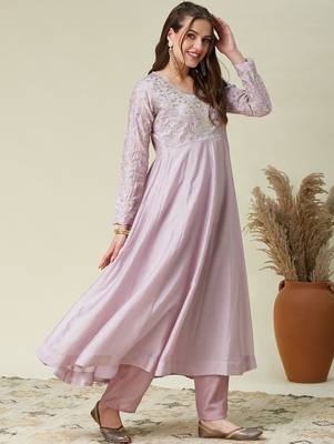 Lavender vichitra silk heavy thread embroidery work kurta pant set 2