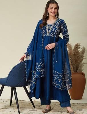 Blue vichitra silk heavy thread embroidery work kurta pant set 1