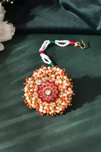 Head jewellery