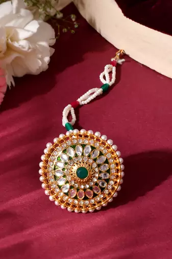 Head jewellery