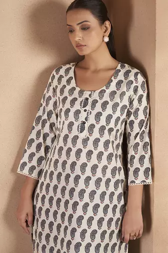 Cream & black paisley printed pure cotton kurti