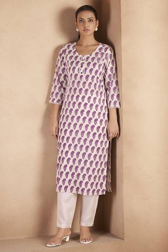 Cream & wine paisley printed pure cotton kurti