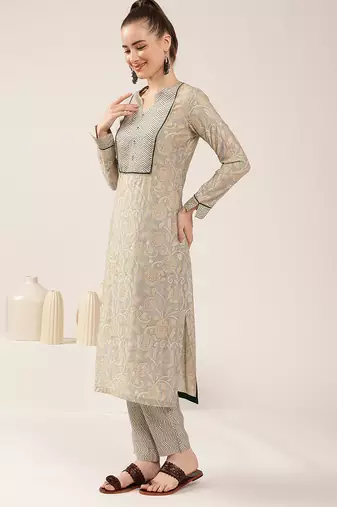 Beige paisley print chanderi kurti