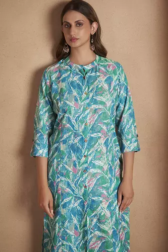 Blue floral printed cotton blend kurti