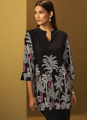 Black floral printed rayon co-ord set 4