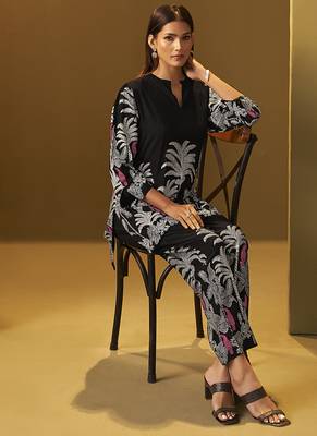 Black floral printed rayon co-ord set 5
